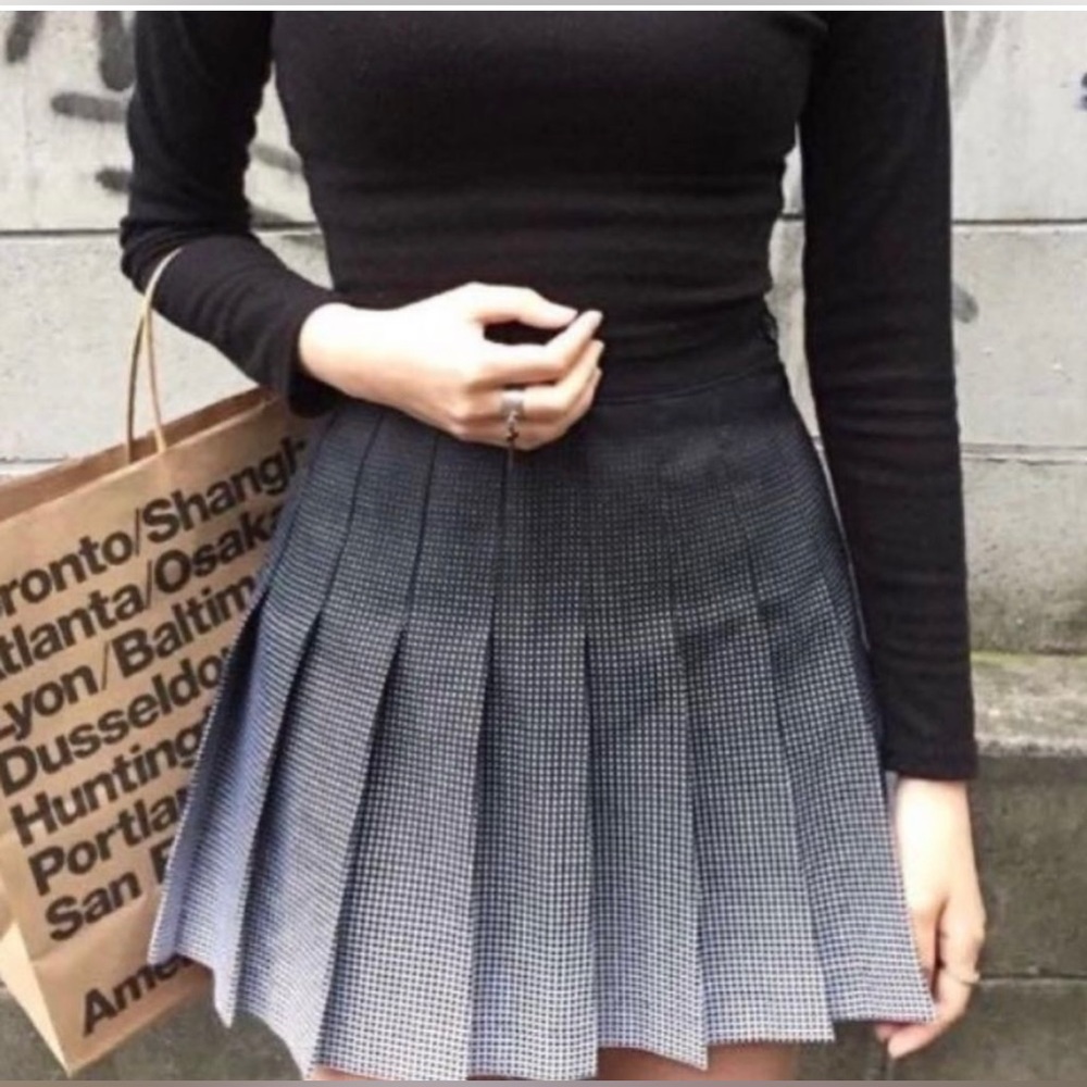 American Apparel Black Skirt, Gradient Ombré Tennis Mini, Women’s (US M)